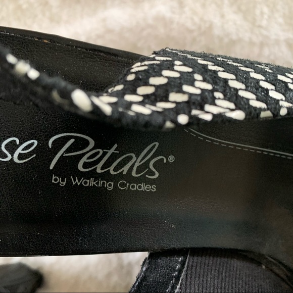 Rose Petal Dress Shoes - Picture 6 of 7